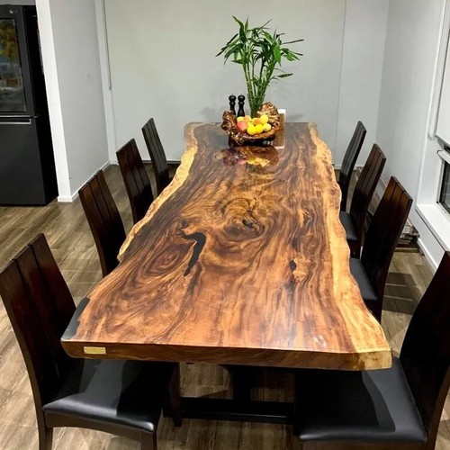 Stunning live edge solid - live,
